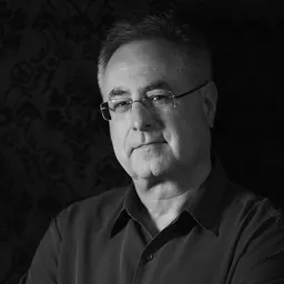 Portrait of Cameron Davidson
