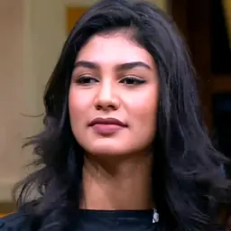 Portrait of Jihane Almira