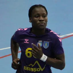 Portrait of Natália Kamalandua