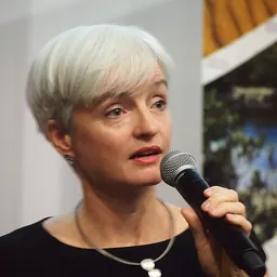 Portrait of Emma Johnston