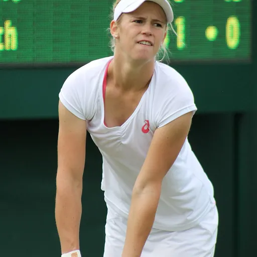 Portrait of Alexa Glatch