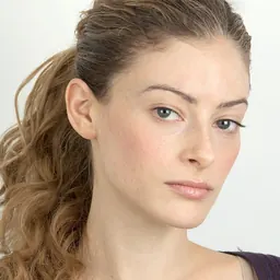 Portrait of Efrat Dor