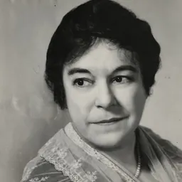 Portrait of Josephine Hull