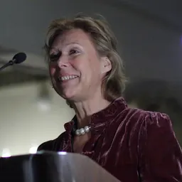 Portrait of Janet Browne