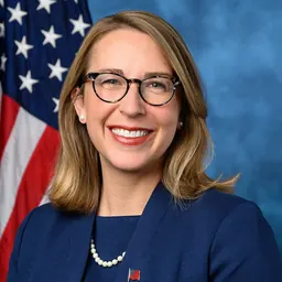 Portrait of Hillary Scholten