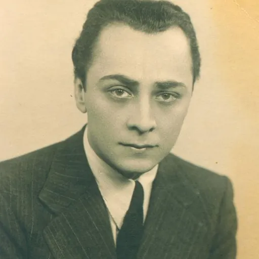 Portrait of Leon Kalustian
