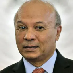 Portrait of José Luis Chea Urruela