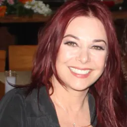 Portrait of Şenay Gürler