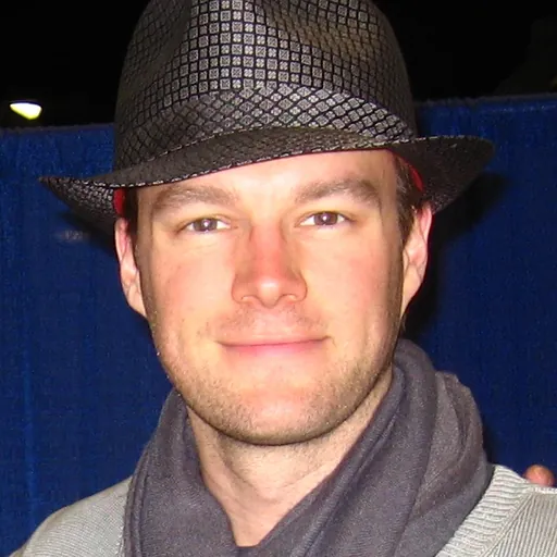 Portrait of Mark Hildreth