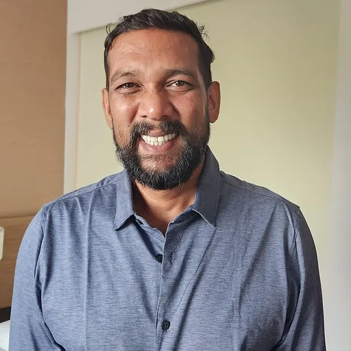 Portrait of Sabumon Abdusamad