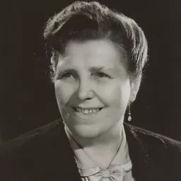 Portrait of Leah Manning