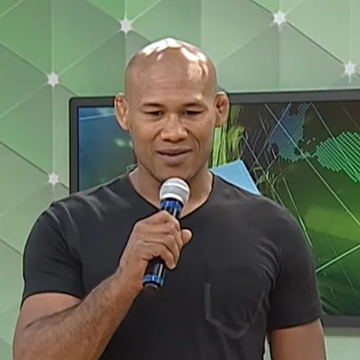 Portrait of Ronaldo Souza