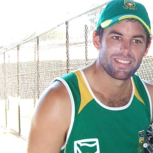 Portrait of Neil McKenzie