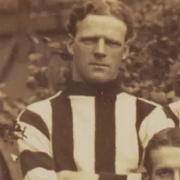 Portrait of Tom Pollard
