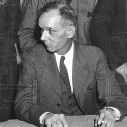 Portrait of Gil Dobie