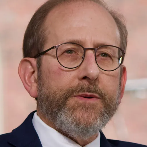 Portrait of Alan Garber