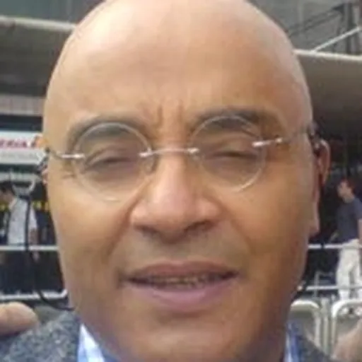 Portrait of Andrés Montes