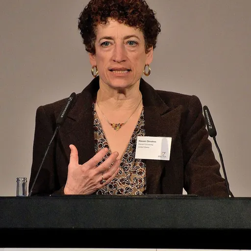 Portrait of Naomi Oreskes