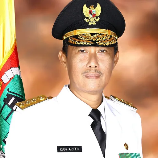 Portrait of Rudy Ariffin