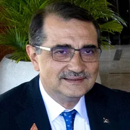 Portrait of Fatih Dönmez
