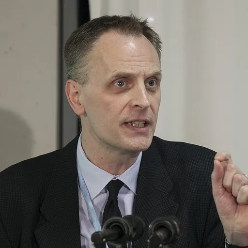 Portrait of Richard Horton