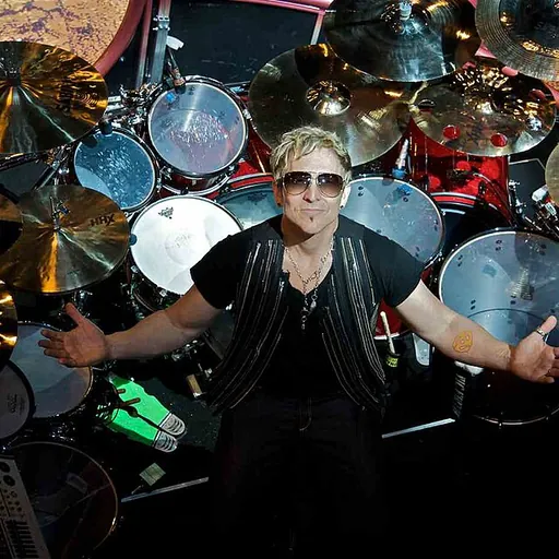 Portrait of Mark Schulman