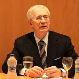 Portrait of Óscar Alzaga