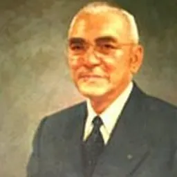 Portrait of Manuel Moran