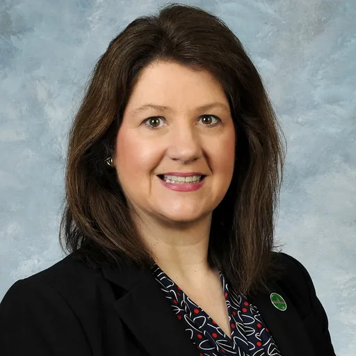 Portrait of Deanna Frazier