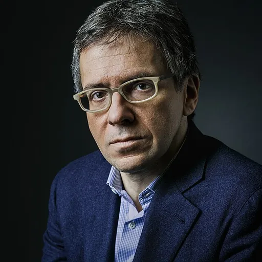 Portrait of Ian Bremmer