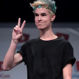 Portrait of Kian Lawley
