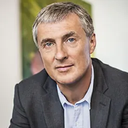 Portrait of David Zwirner