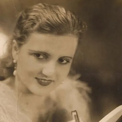 Portrait of María Turgenova