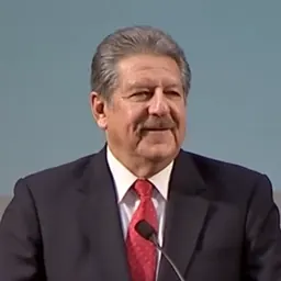 Portrait of Alexander Gonzalez