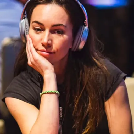 Portrait of Liv Boeree