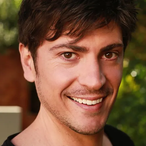 Portrait of Adam Mada
