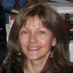 Portrait of Emily Cox