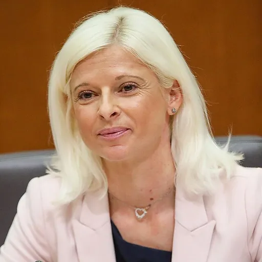 Portrait of Ksenija Klampfer