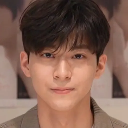 Portrait of Han Gi-chan