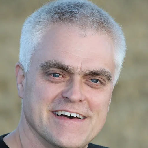 Portrait of Jon Bentley