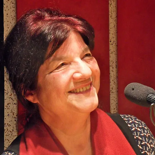 Portrait of Pascale Criton