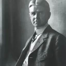 Portrait of Luther Emmett Holt