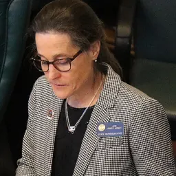 Portrait of Jennifer Arndt