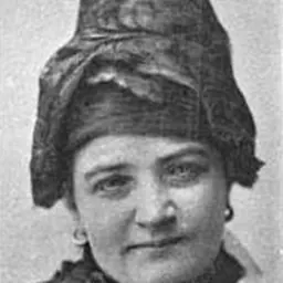 Portrait of Sophie Lyons