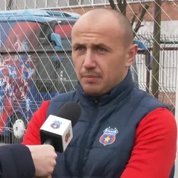 Portrait of Mădălin Mihăescu