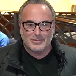 Portrait of Dan Shak