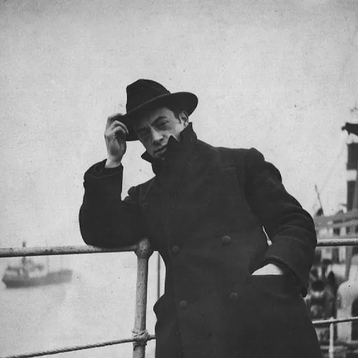 Portrait of Victor Delhez