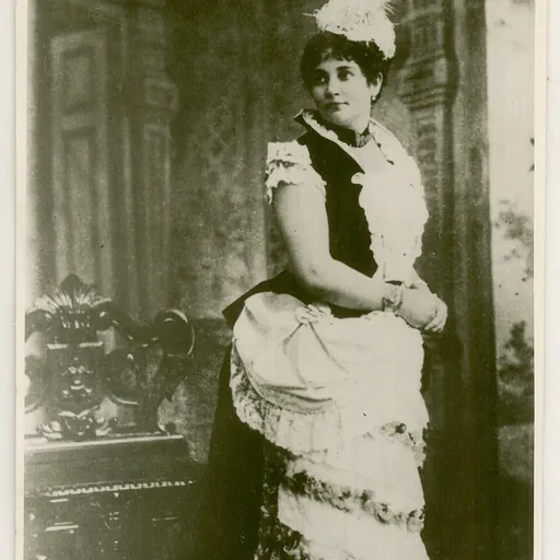 Portrait of Dorila Castell de Orozco