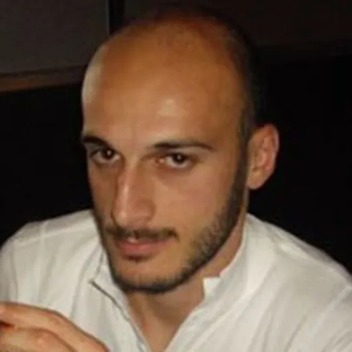 Portrait of Ian Azzopardi