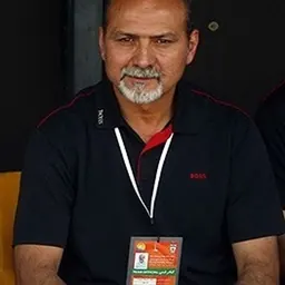 Portrait of Nader Faryadshiran